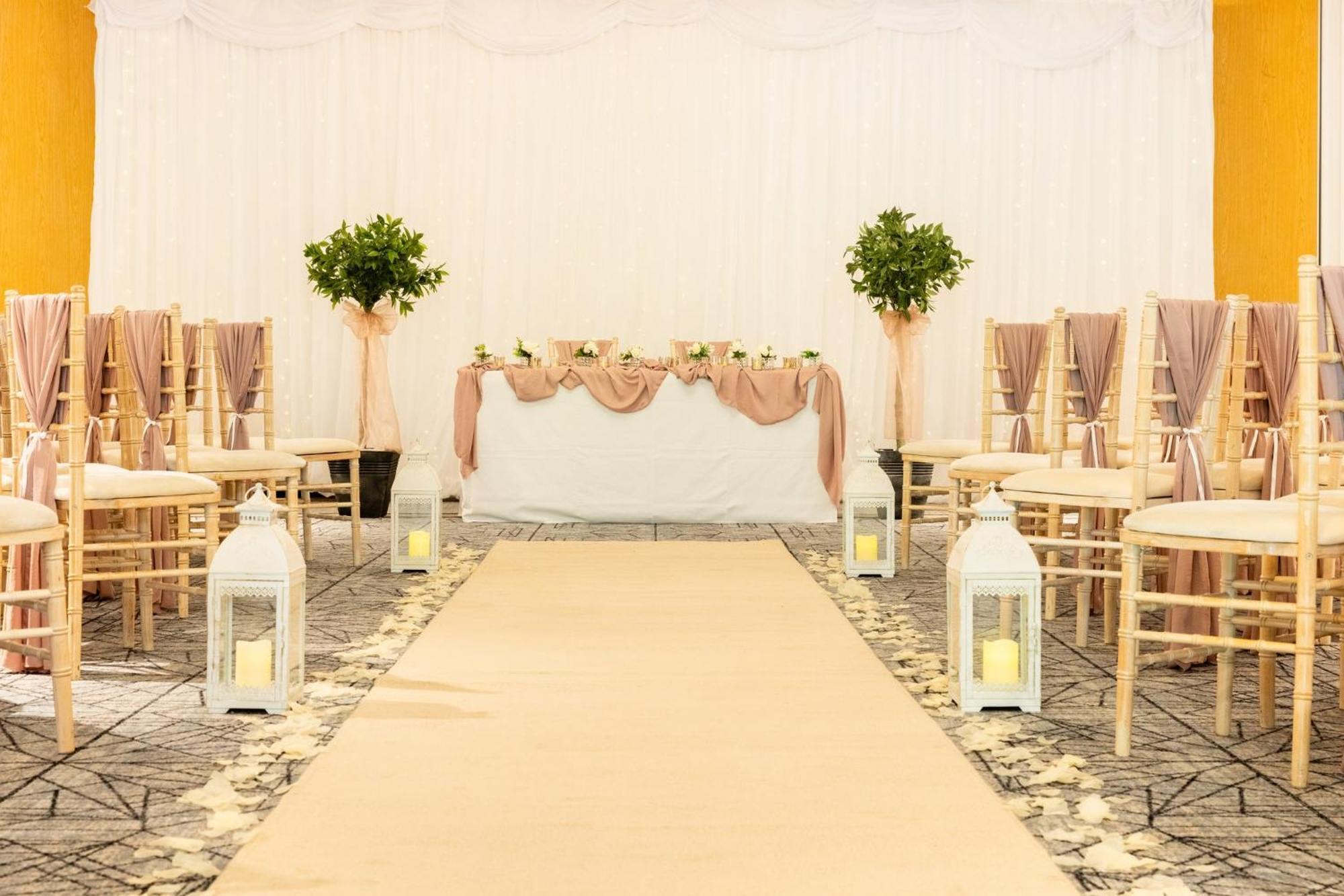 Holiday Inn Newcastle Gosforth Park By Ihg Seaton Burn Екстер'єр фото